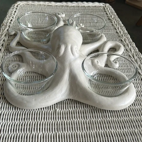 Pottery Barn White Octopus 🐙 Serving Condiment Set SO NEAT! - Picture 2 of 9